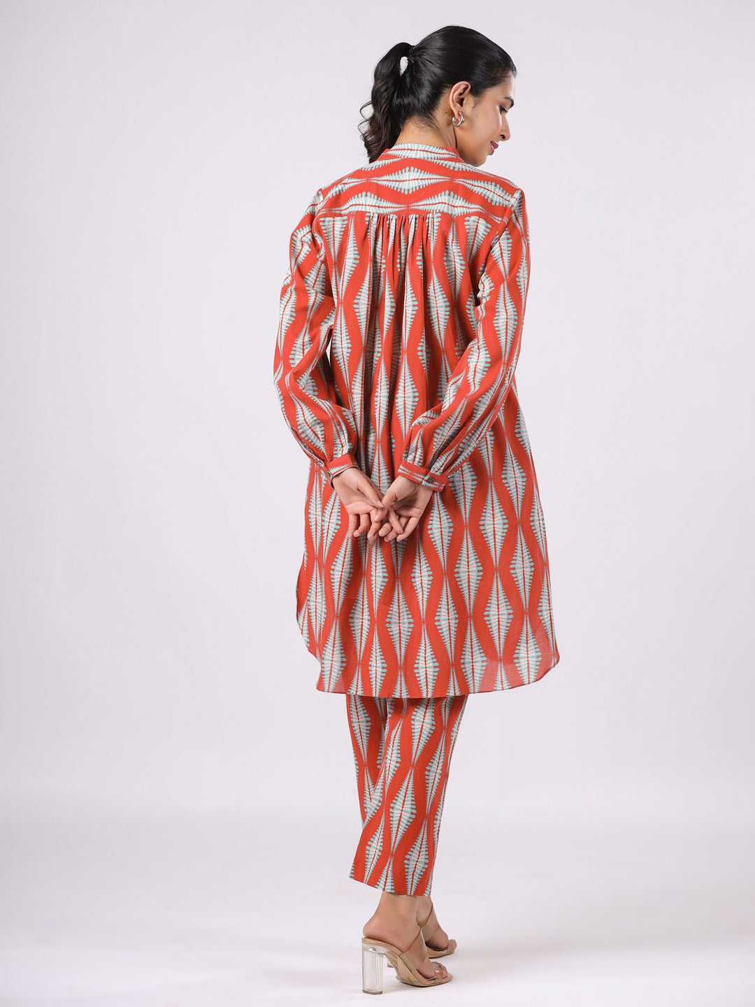 marron diamond co-ord set,
diamond pattern marron co-ord set,
marron co-ord set,
diamond co-ord set marron,
co-ord set marron diamond print,
marron co-ord set for women,
marron diamond print set,
marron diamond matching set,
marron co-ord set with diamond print,
stylish marron diamond co-ord set,
trendy marron diamond co-ord set,
marron co-ord set for casual wear,
marron diamond two-piece set,
marron diamond pattern co-ord set for women,
boho marron diamond co-ord set,
marron diamond set for