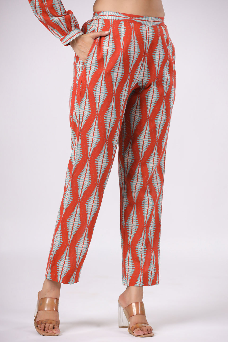 marron diamond co-ord set,
diamond pattern marron co-ord set,
marron co-ord set,
diamond co-ord set marron,
co-ord set marron diamond print,
marron co-ord set for women,
marron diamond print set,
marron diamond matching set,
marron co-ord set with diamond print,
stylish marron diamond co-ord set,
trendy marron diamond co-ord set,
marron co-ord set for casual wear,
marron diamond two-piece set,
marron diamond pattern co-ord set for women,
boho marron diamond co-ord set,
marron diamond set for