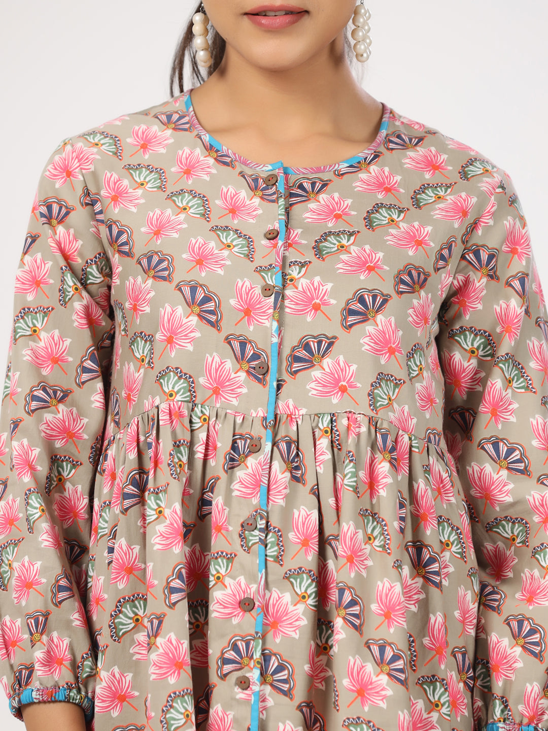 diagonal lotus print top
lotus print top
floral print top
lotus pattern blouse
diagonal floral top
lotus design shirt
trendy lotus print top
boho lotus print top
lotus flower print shirt
chic lotus print blouse
diagonal print top fashion
bohemian lotus print blouse
unique lotus print shirt
stylish floral lotus top
lotus print t-shirt
diagonal print floral blouse
lotus design fashion top
casual lotus print shirt
elegant lotus pattern top
designer lotus print top