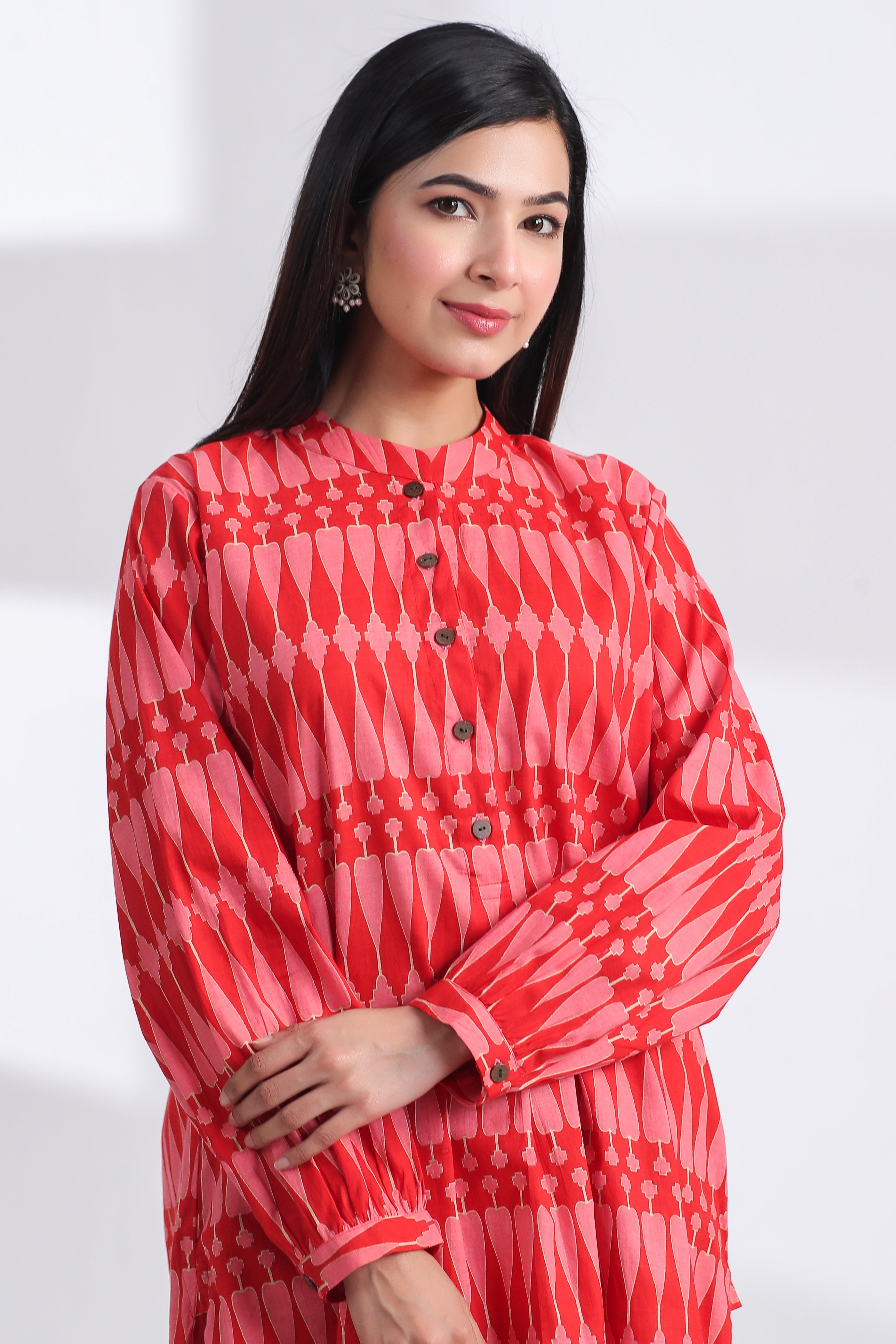 kilim red pink co-ord set,
red pink kilim co-ord set,
kilim print red pink co-ord set,
red and pink co-ord set,
kilim red pink matching set,
kilim co-ord set for women,
women’s kilim red pink co-ord set,
boho kilim red pink set,
bohemian red pink kilim co-ord set,
trendy kilim red pink co-ord set,
stylish kilim red pink two-piece set,
kilim red pink set for summer,
casual kilim red pink co-ord set,
comfortable kilim red pink set,
kilim print two-piece set,
chic kilim red pink matching set,
k