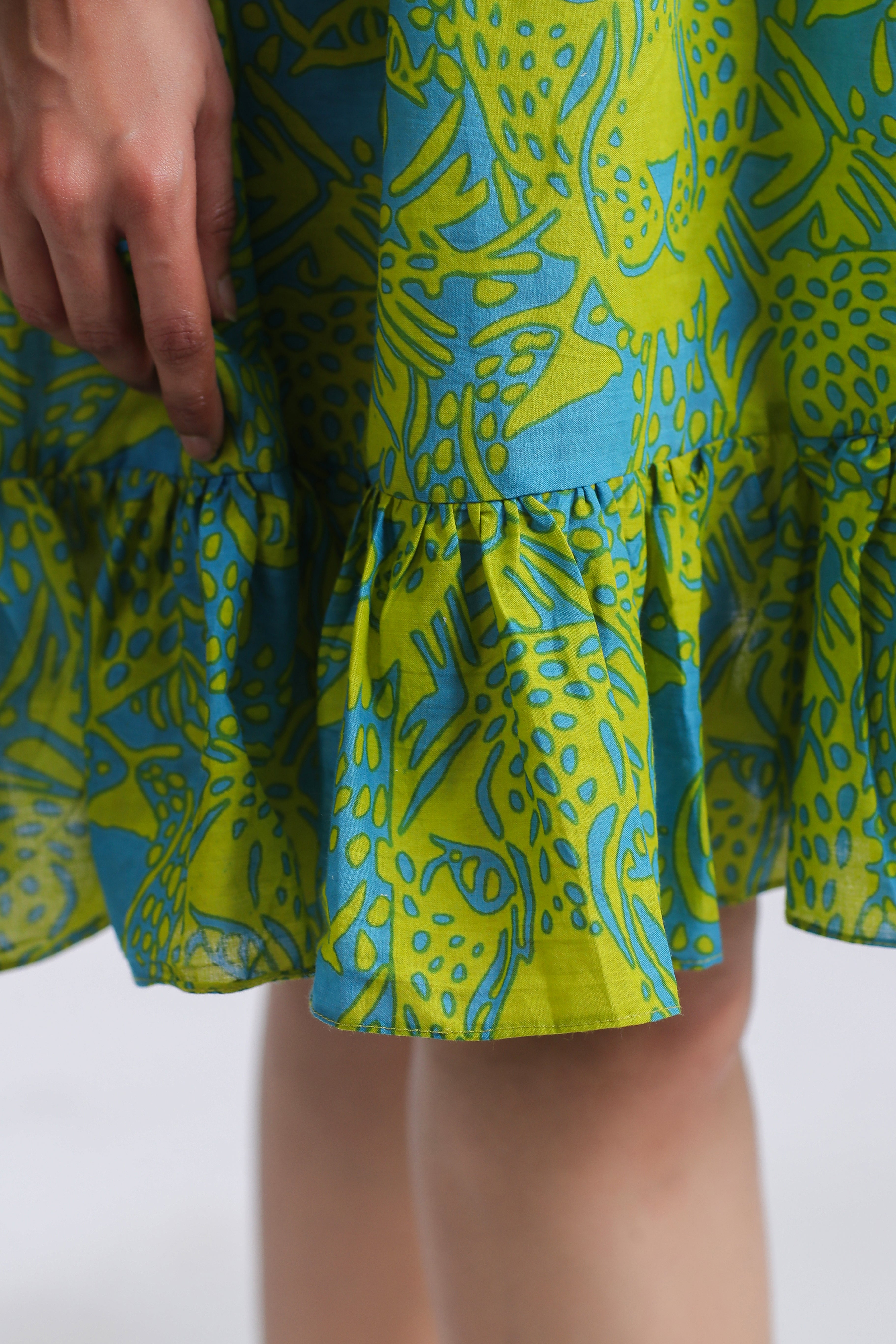 tiger design dress,
tiger hand print short dress,
animal print tiered dress,
tiger print tiered dress for women,
tiger graphic short dress,
casual tiered tiger dress,
trendy tiger print dress,
short dress with tiger print,
tiger hand print short tiered dress for women,
stylish tiger print tiered dress for summer,
best tiger graphic dress for casual wear,
tiger print short dress for outdoor events,
boho tiger hand print tiered dress,
unique tiger design dress for casual fashion,
comfortable sho