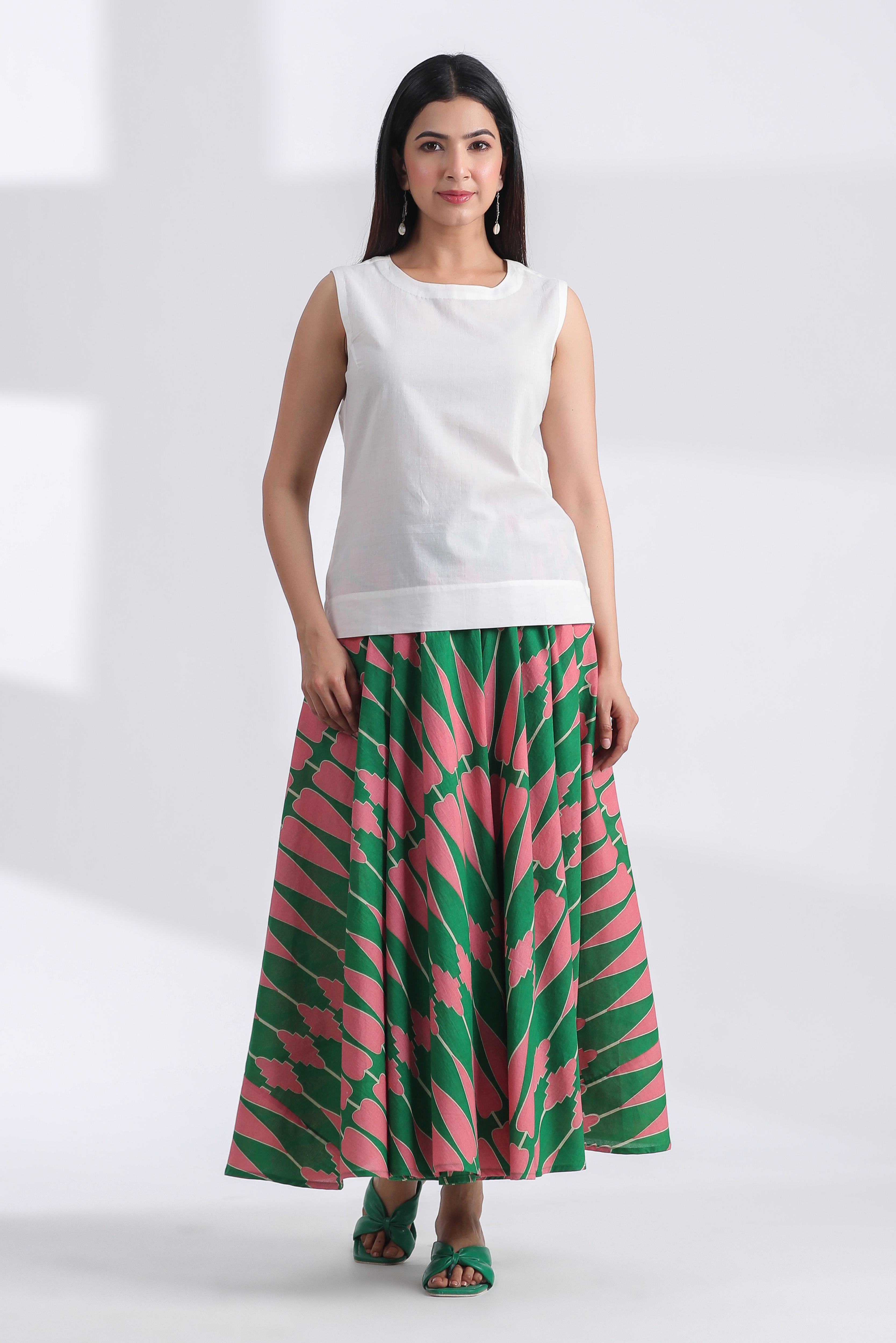 kilim pleated skirt,
pleated kilim skirt,
kilim print pleated skirt,
kilim pleated skirt for women,
boho kilim pleated skirt,
ethnic kilim pleated skirt,
pleated skirt with kilim print,
women’s kilim pleated skirt,
stylish kilim pleated skirt,
kilim pleated skirt fashion,
boho chic kilim pleated skirt,
kilim print skirt,
kilim pleated skirt for summer,
comfortable kilim pleated skirt,
kilim pleated skirt for casual wear,
trendy kilim pleated skirt,
colorful kilim pleated skirt,
kilim print 