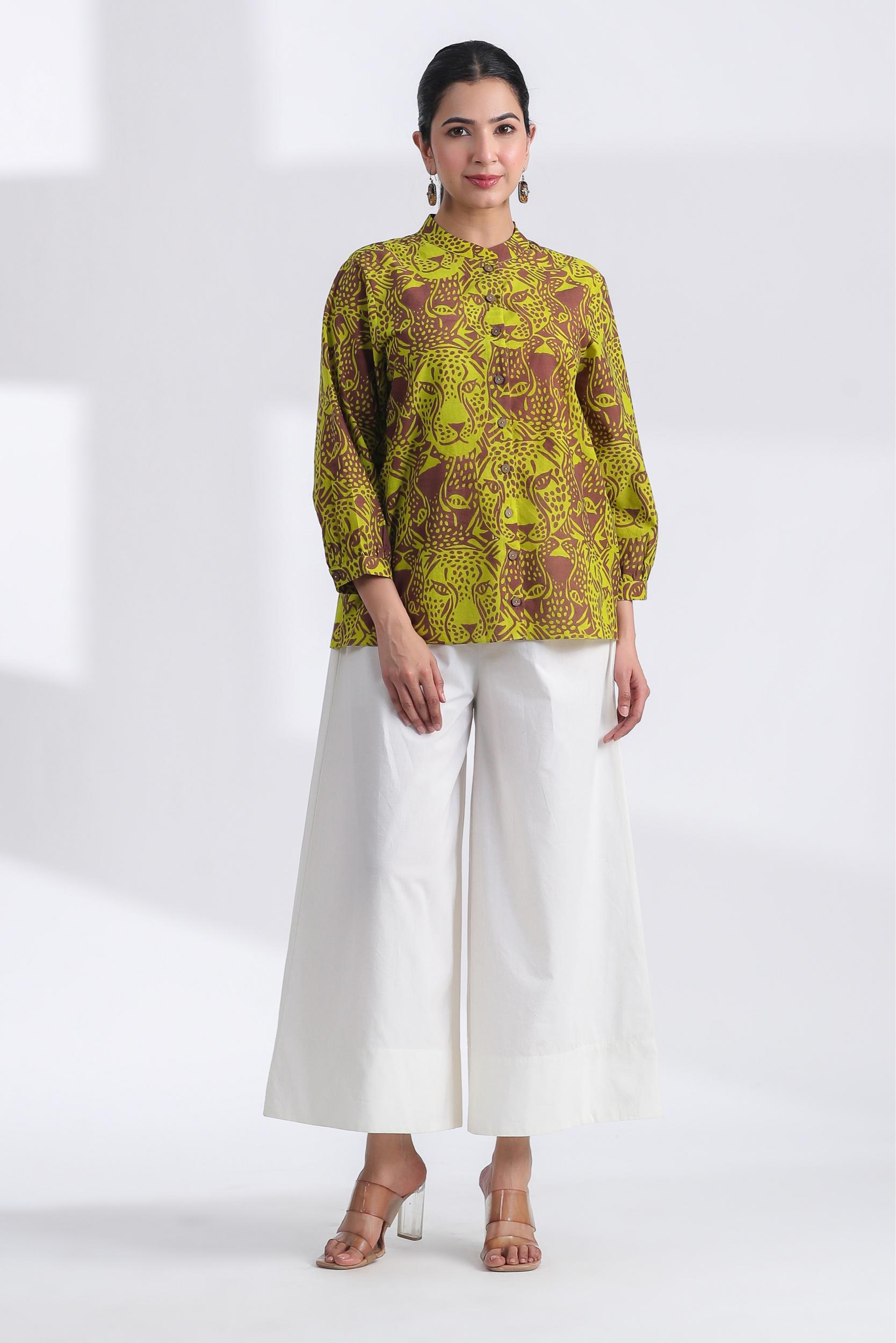 tiger print shirt,
tiger hand print crop top,
tiger graphic crop shirt,
tiger crop top,
animal print crop shirt,
tiger design crop shirt,
trendy tiger print shirt,
tiger hand print shirt for women,
hand-painted tiger crop top,
animal hand print shirt,
boho tiger print crop shirt,
tiger graphic crop top shirt,
streetwear tiger print shirt,
casual tiger print crop top,
tiger hand print crop shirt for summer fashion,
unique tiger graphic crop shirt for women,
boho style tiger hand print crop to