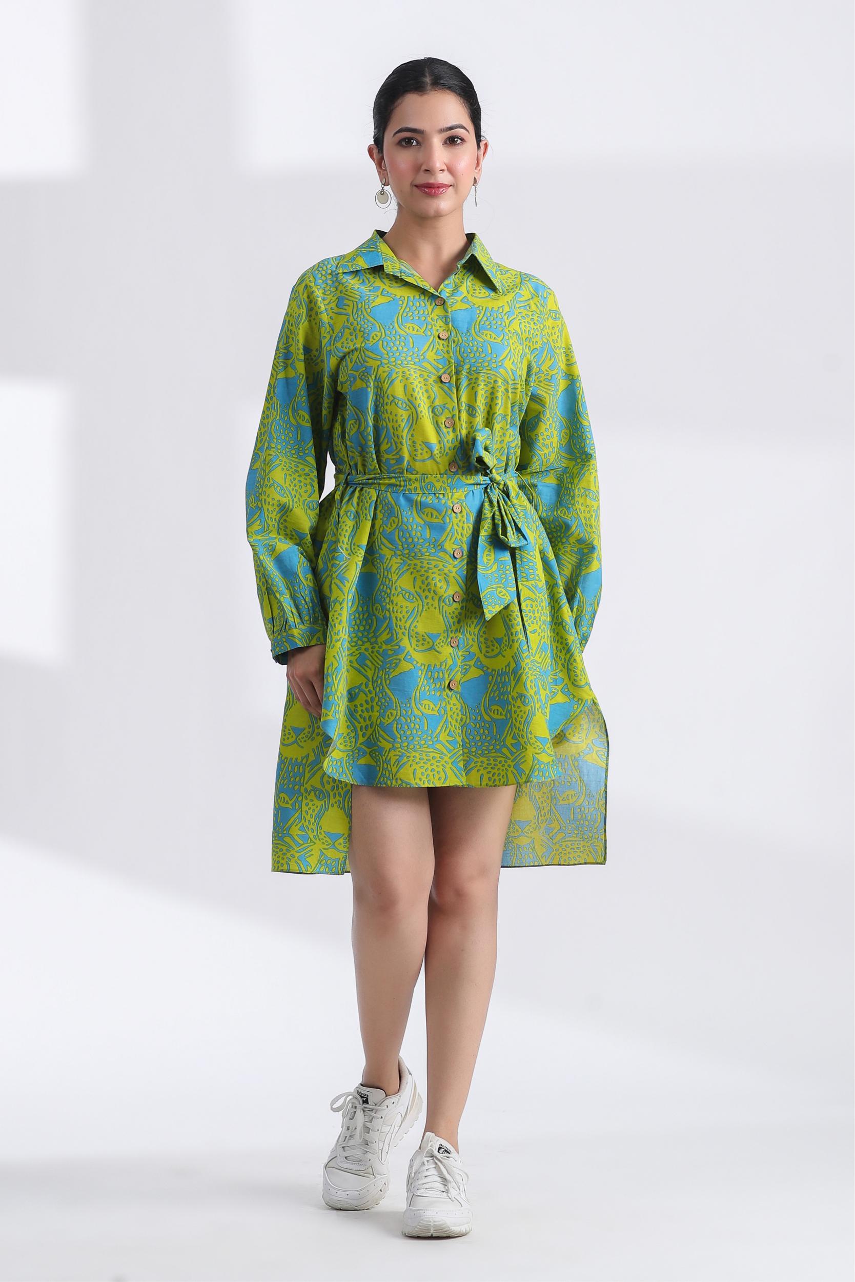 tiger hand print shirt,
tiger print shirt,
graphic tiger shirt,
animal print shirt,
tiger design shirt,
tiger graphic tee,
tiger print t-shirt,
tiger hand print shirt for women,
vintage tiger print shirt,
casual tiger graphic shirt,
cool tiger hand print shirt,
streetwear tiger print t-shirt,
artistic tiger design shirt,
tiger hand print shirt for casual wear,
unique tiger print shirt for fashion lovers,
tiger graphic shirt for streetwear style,
best tiger print t-shirt for women,
trendy ti